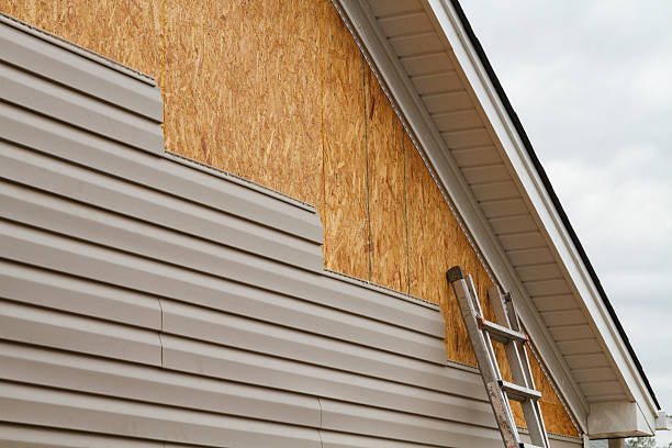 24/7 Emergency Siding Repair experts in Henrico, VA